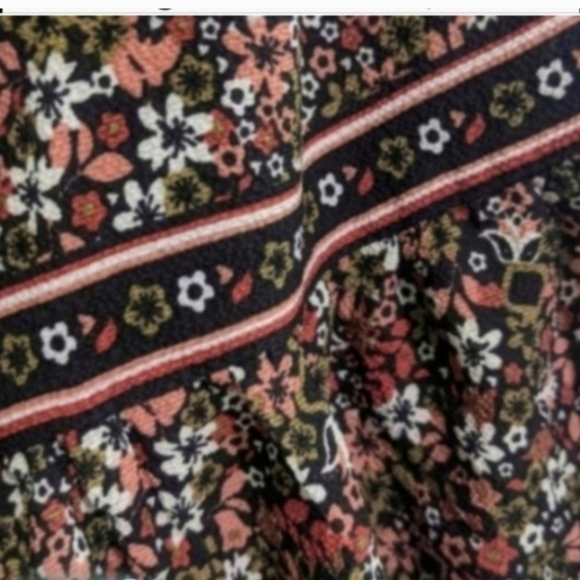 NWT Spring Max Studio Cottagecore Top black Pink Floral print Valentine's Sm - Picture 7 of 16